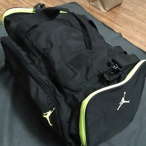 Jordan duffle back